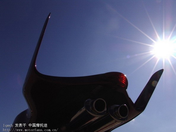 3年造一辆 世界上最贵最快的摩托车(转载自天